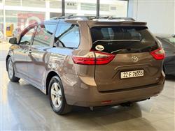 تويوتا سيينا